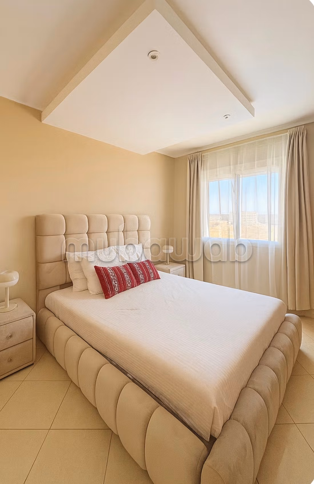 Bel appartement en location à Gueznaia. 2 chambres. Bien meublé