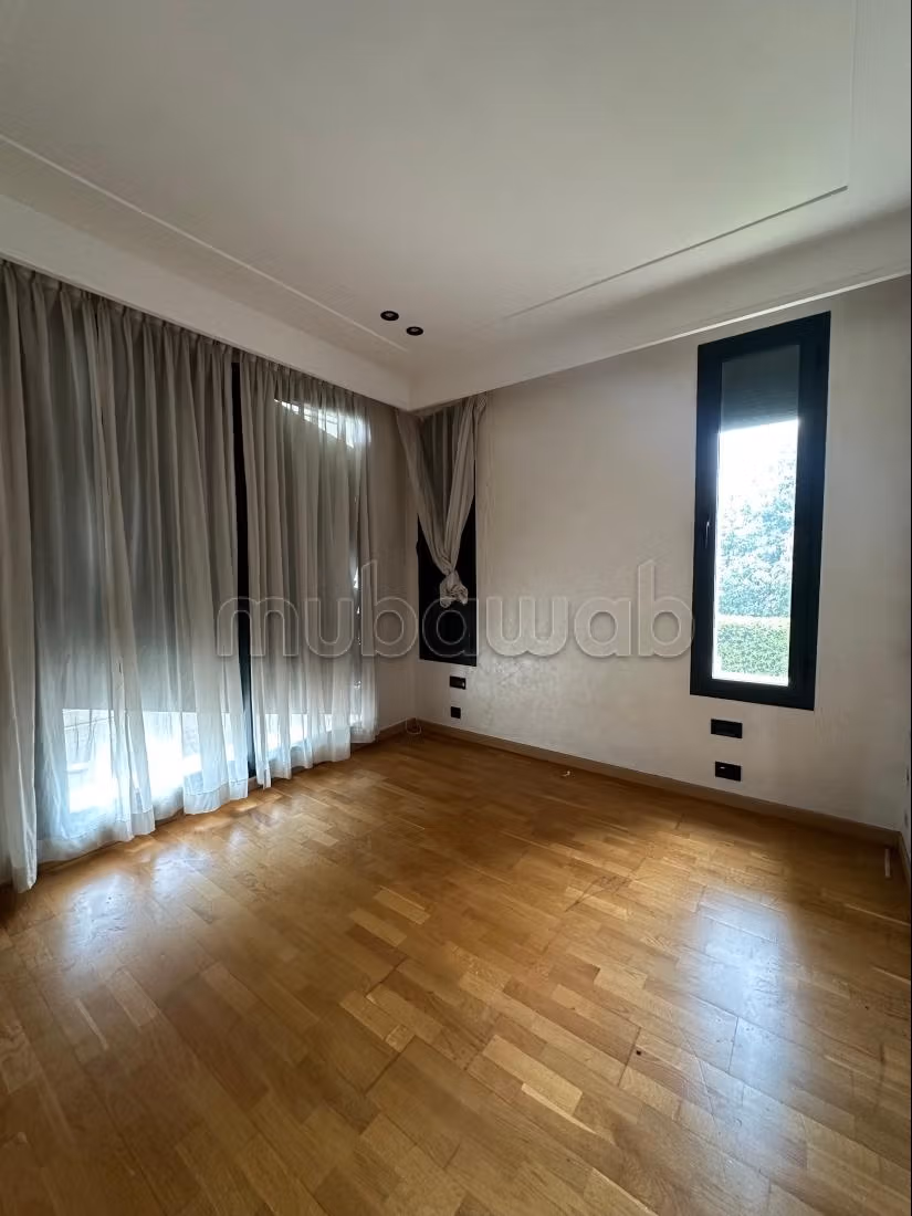 Superbe appartement à louer Ville Verte 
Bouskoura vue golf