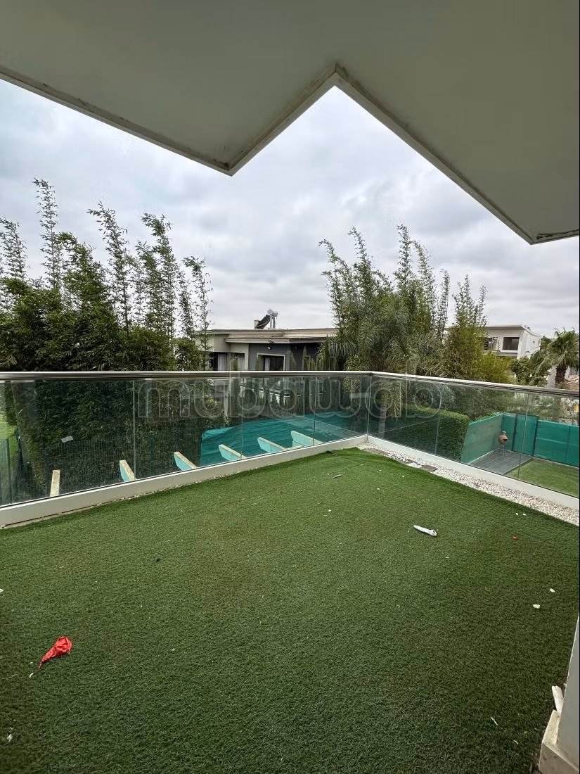 Superbe appartement à louer Ville Verte 
Bouskoura vue golf