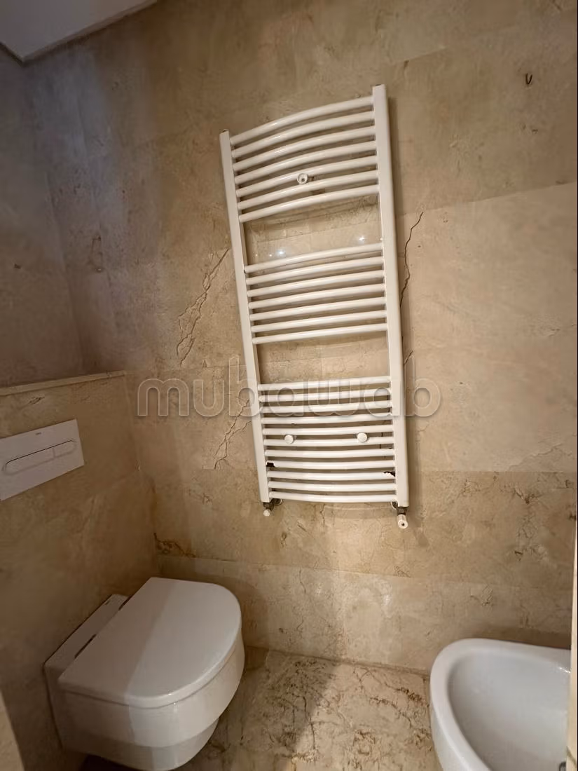 Superbe appartement à louer Ville Verte 
Bouskoura vue golf