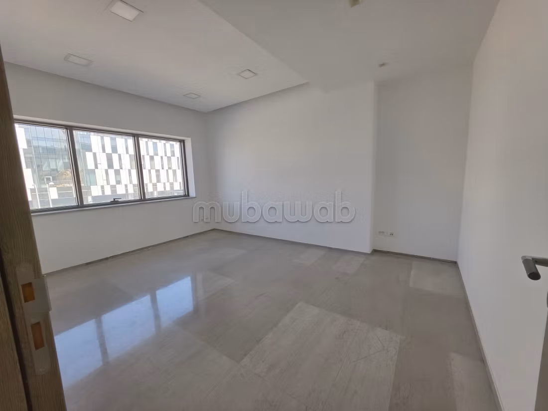 For rent a five-room office at Lake 2