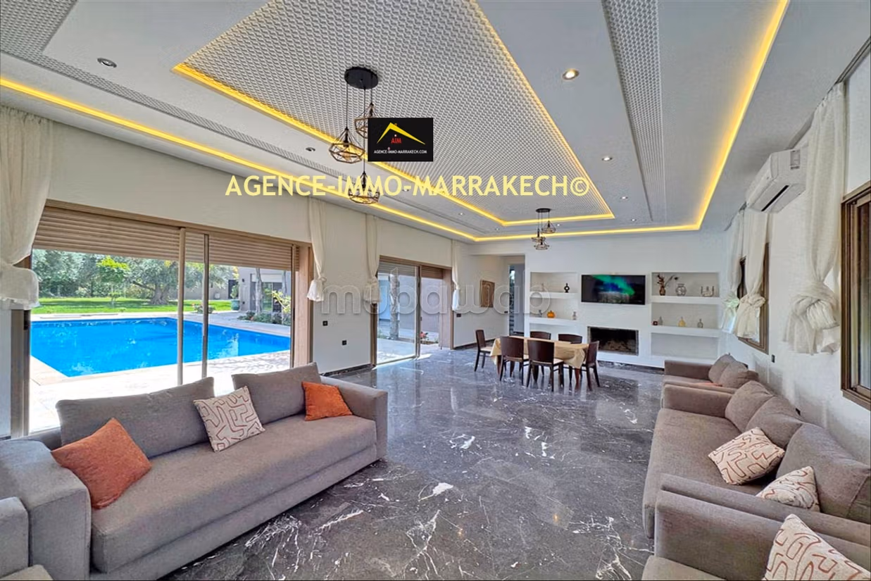 Private villa 5 Suites without VNA