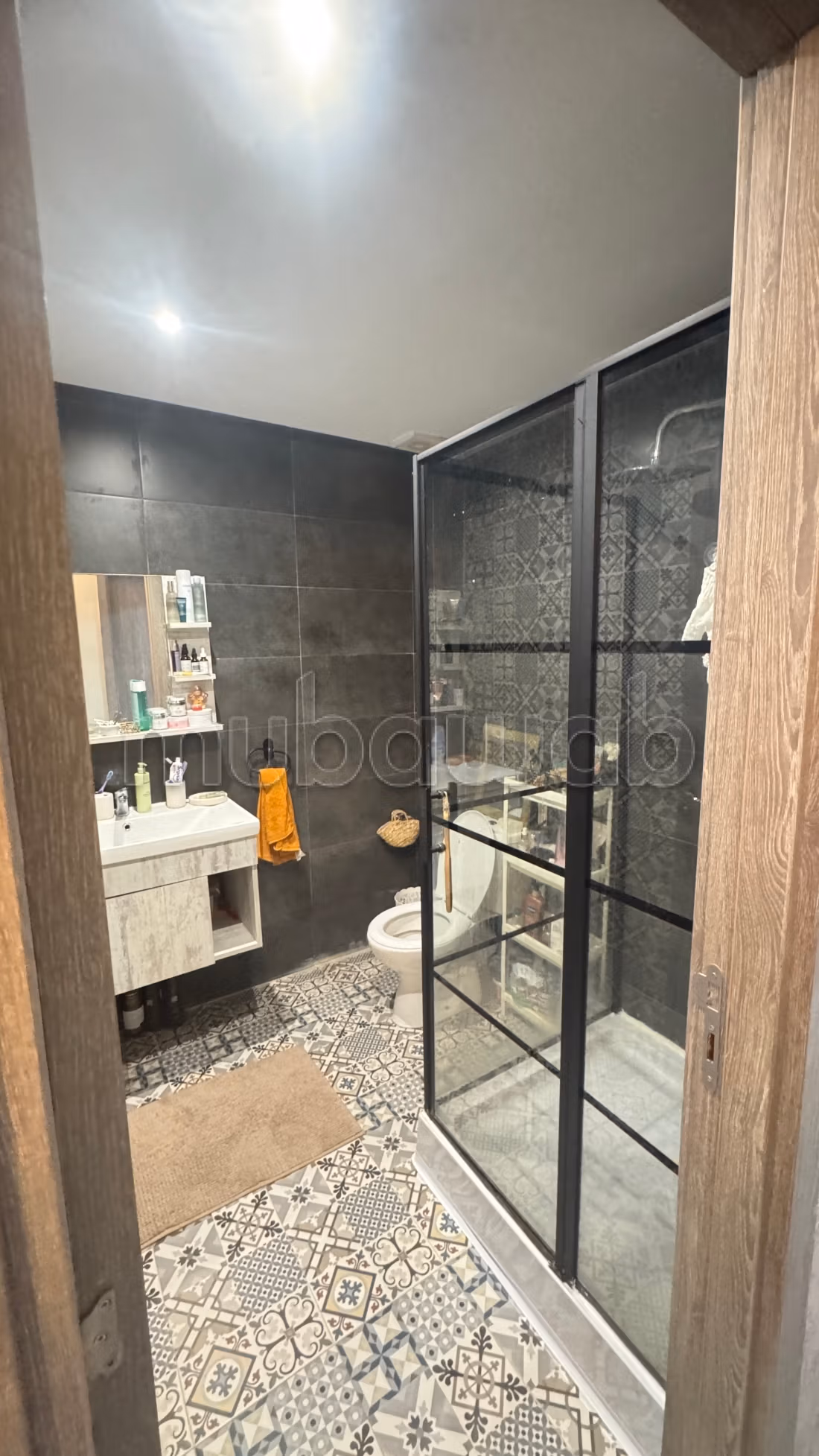 Appartementen huren in Du Golf. 3 Kamers. Gemeubileerd