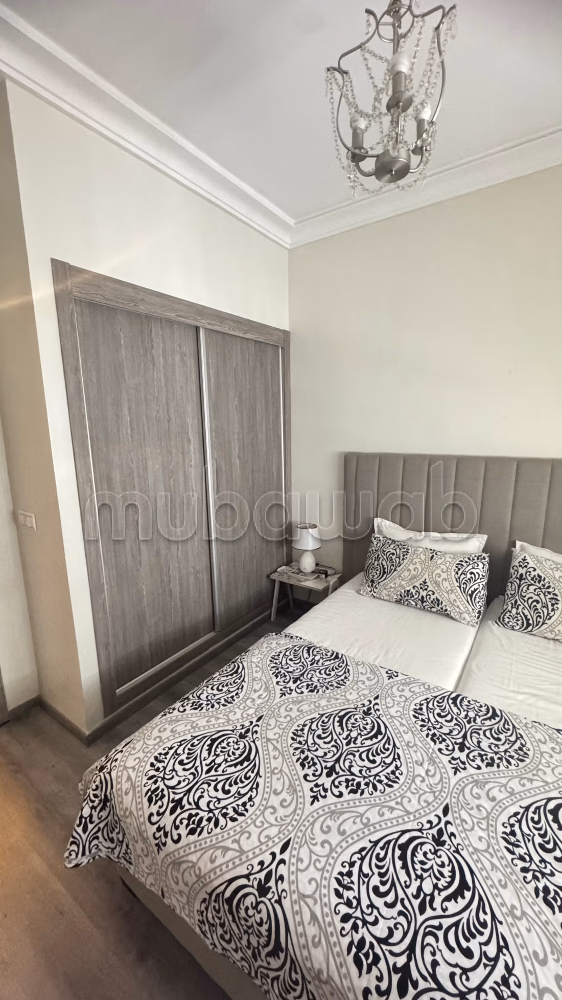 Appartementen huren in Du Golf. 3 Kamers. Gemeubileerd