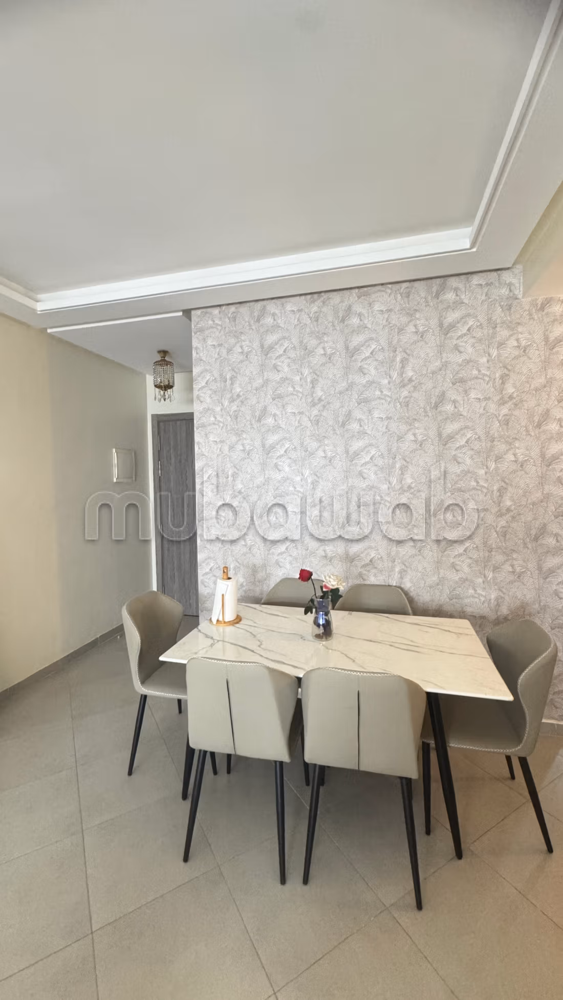 Appartementen huren in Du Golf. 3 Kamers. Gemeubileerd