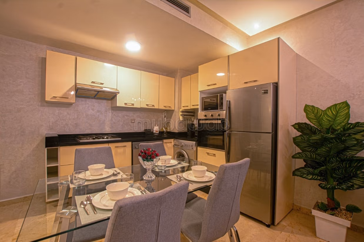 Bel appartement en location à Hay Yasmina route de casa. 3 pièces. Meublé — 6