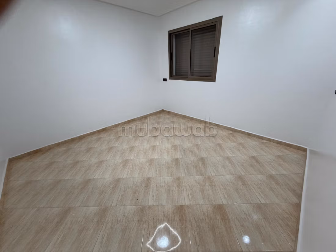 Appartement lumineux à louer à long terme