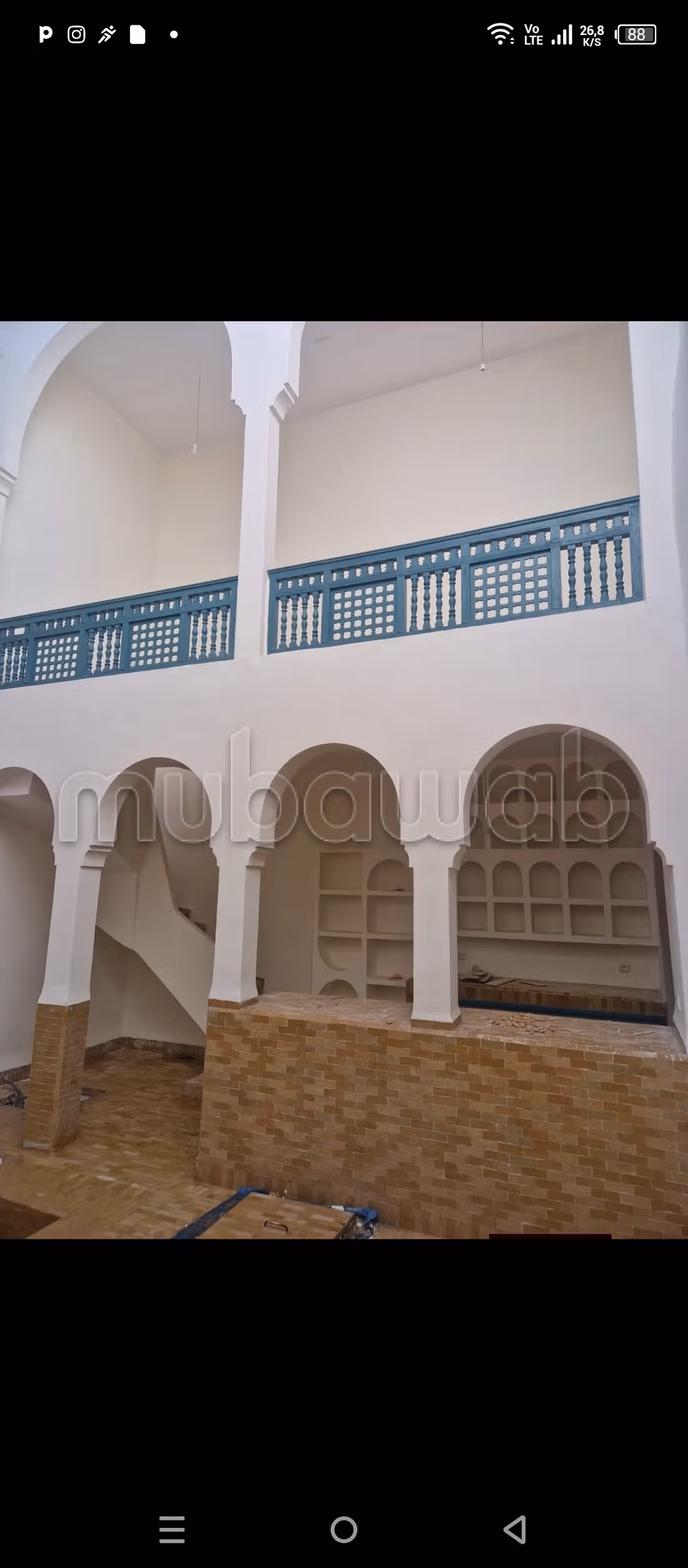 Riad à vendre à Zaouia Sidi Ghalem. 8 pièces confortables. Piscine
