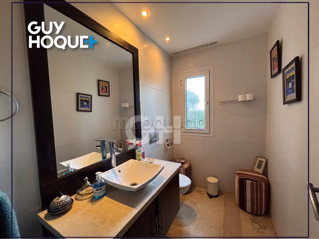 Villa in a gated community Dar Bouazza
