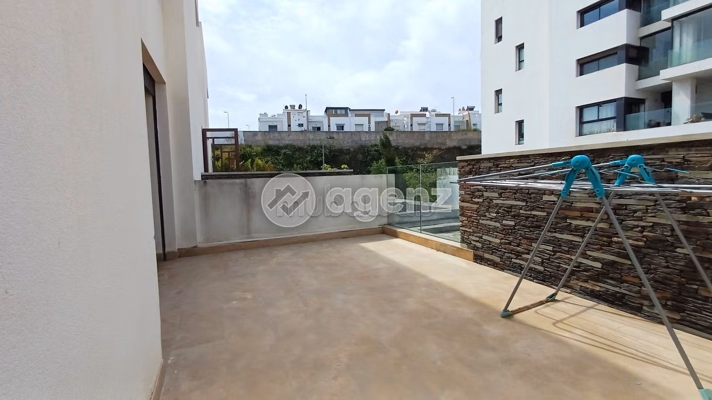 Villa à vendre 321 m², 4 chambres Ain Diab Extension Casablanca