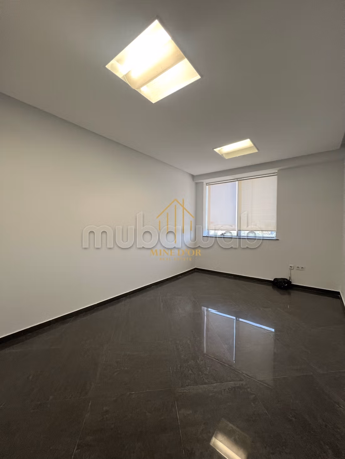 Bureau en 4 espaces au centre urbain nord