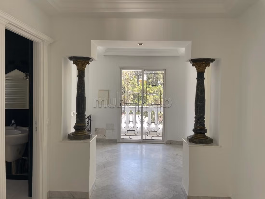 Location villa avec piscine a el menzah 1