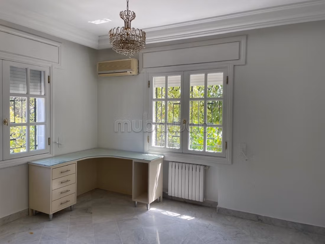Location villa avec piscine a el menzah 1
