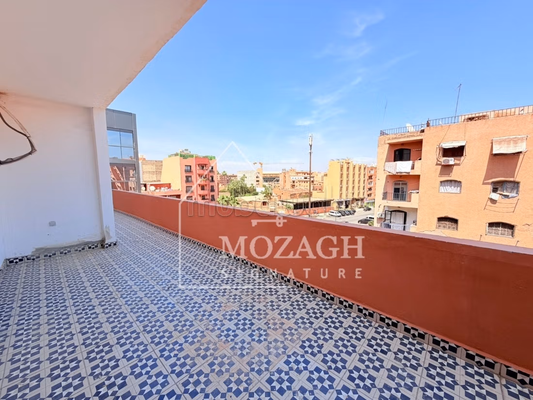 Bel appartement 2 chambres sur résidence piscine — 3