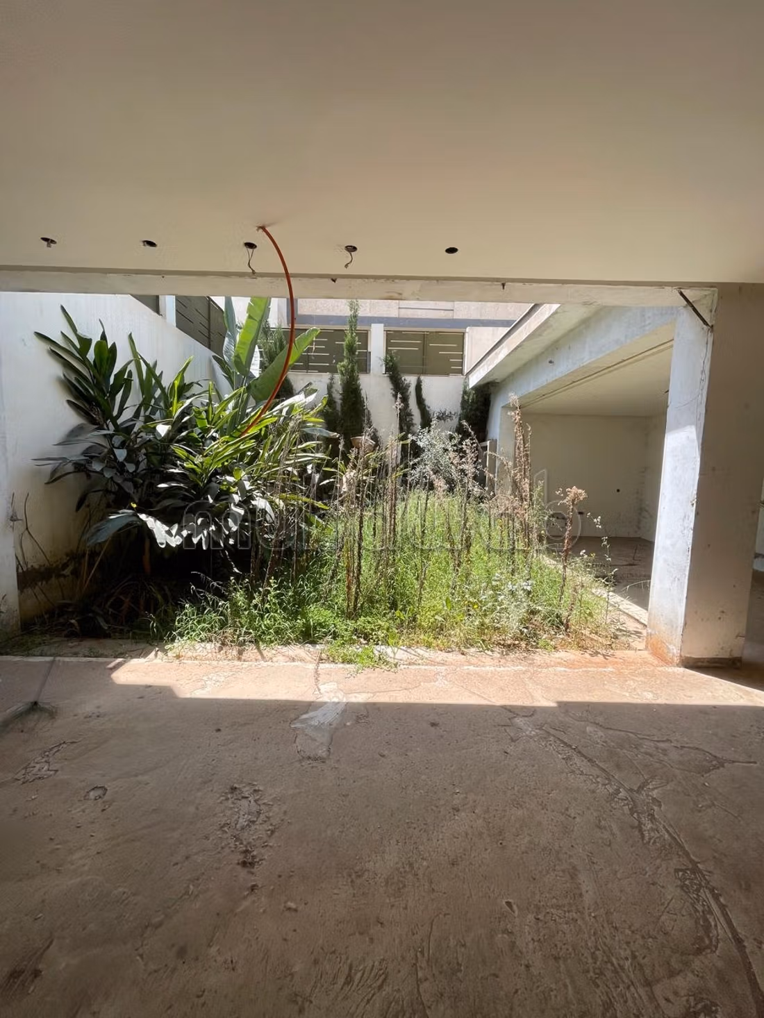 Magnifique villa presque finie à vendre Bouskoura
