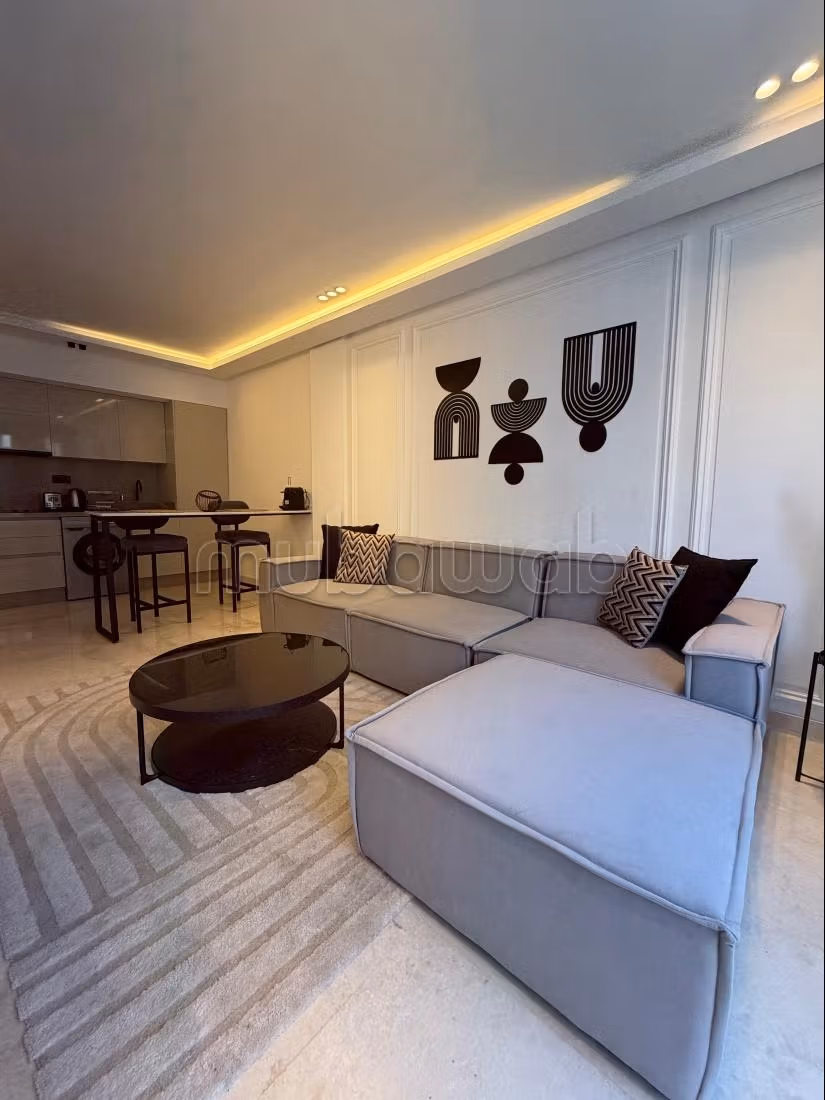 Superbo studio arredato a Les Princesses con balcone
