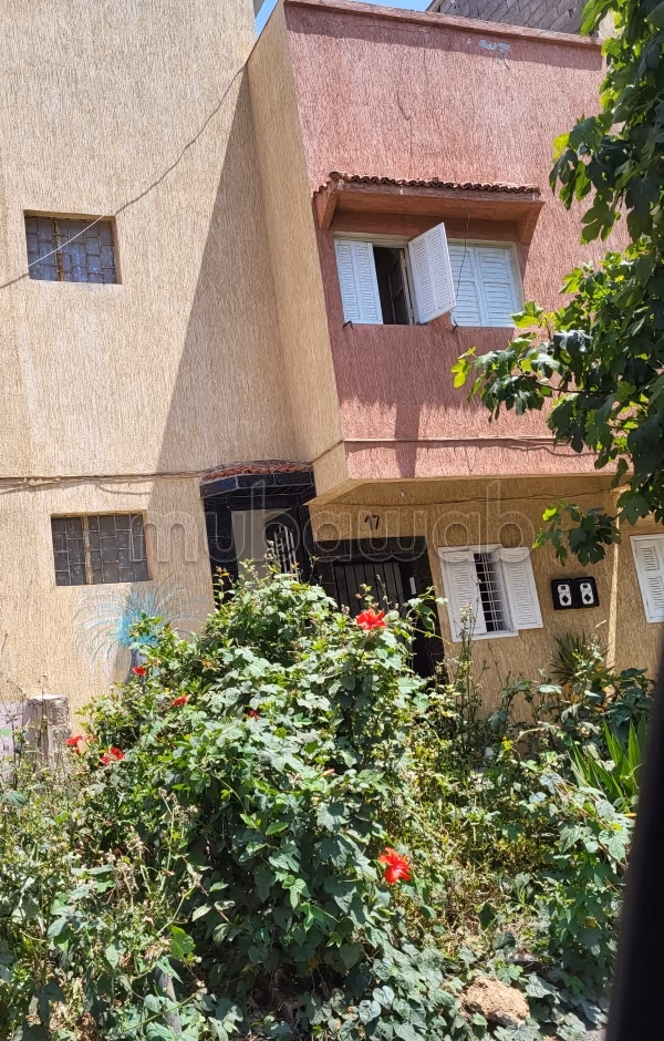 Casa R2 y terraza en venta en Bouznika