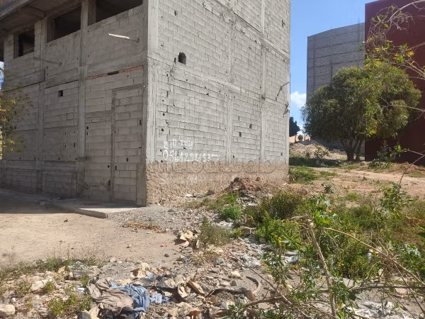 Terrain en vente à El Matar Cité Aviation.
Surface totale 120 m²