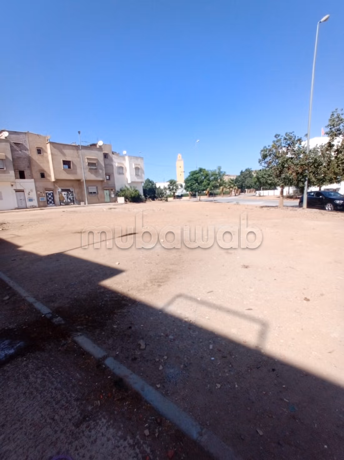 Commercial plot crèche for sale 405m2 R2