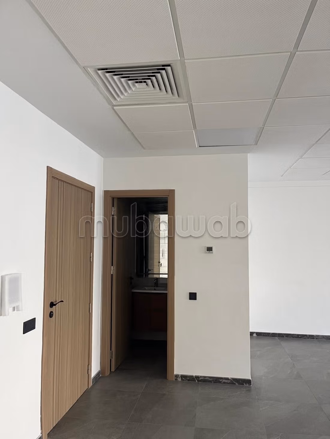 Oficina en alquiler en Sidi Maarouf