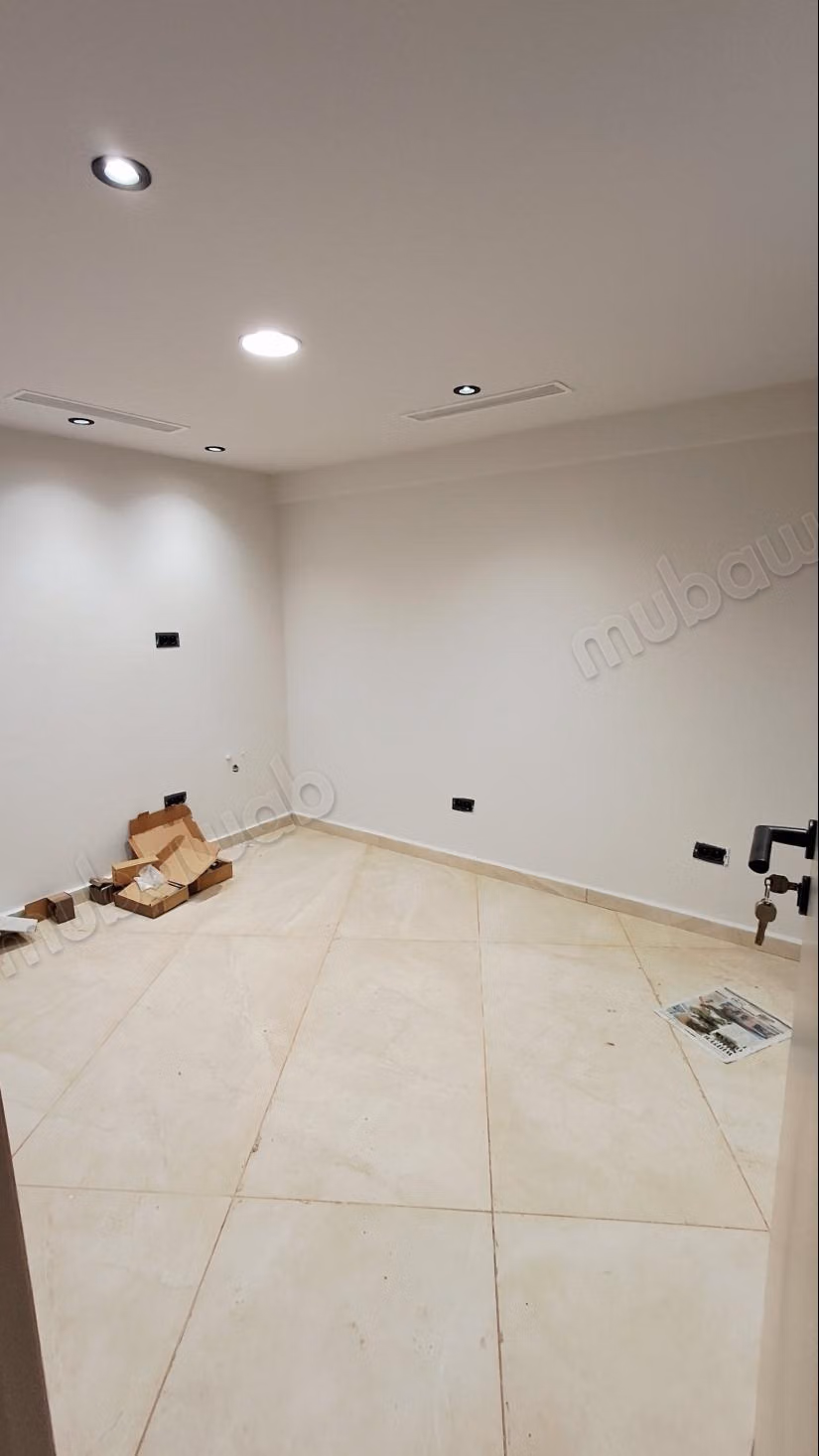 Local commercial en Vente de 87 m² à Les princesses Maarif