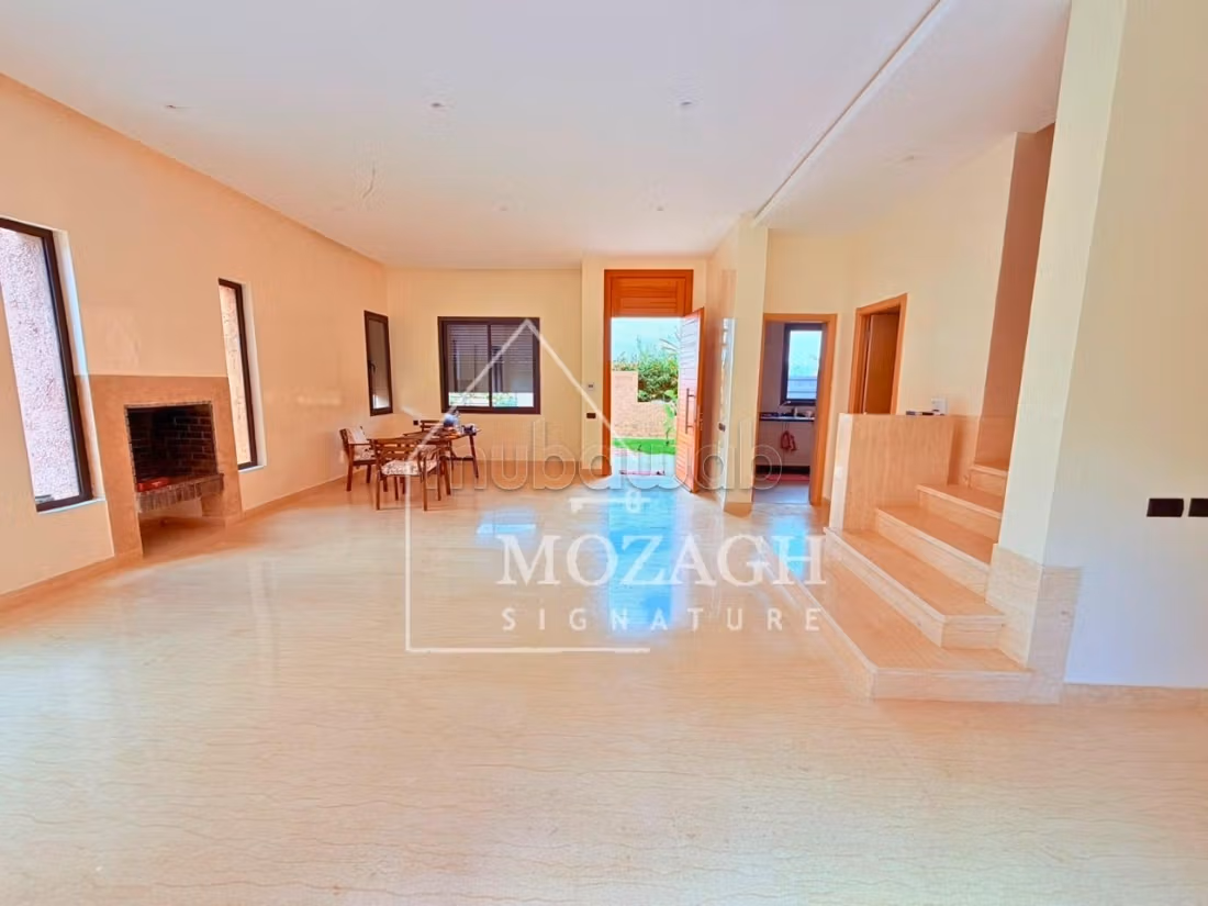Magnifica villa con 4 camere a Targa
