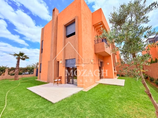 Magnífica villa de 4 habitaciones en Targa