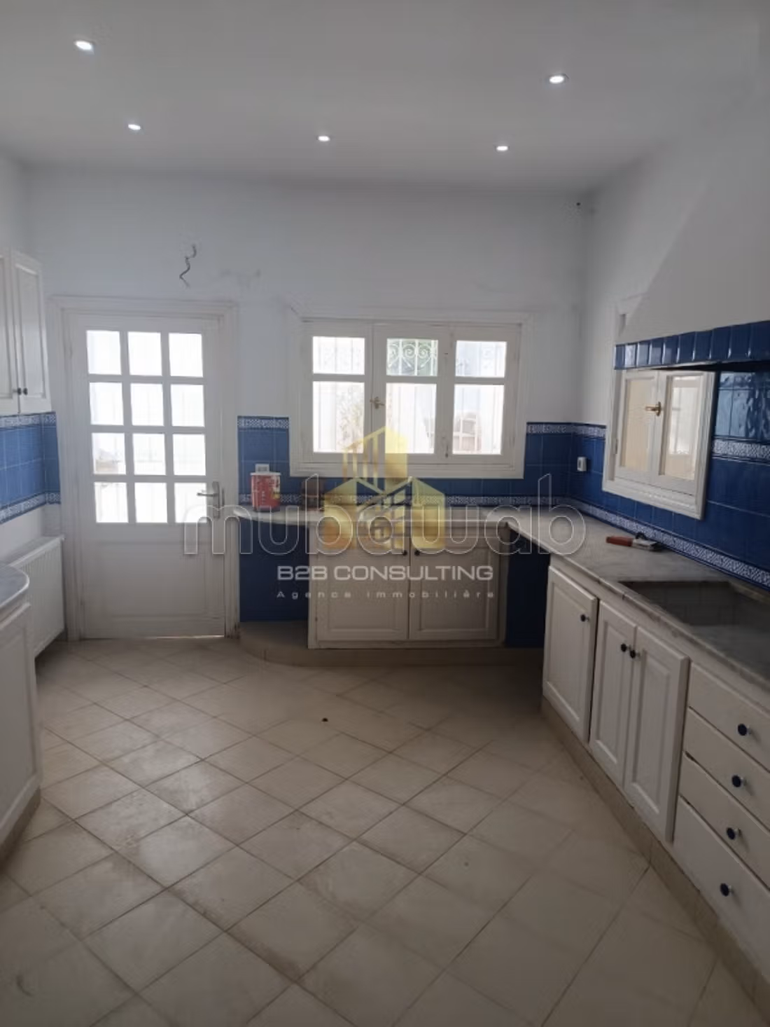 Vente villa s4 a gammarth supérieur