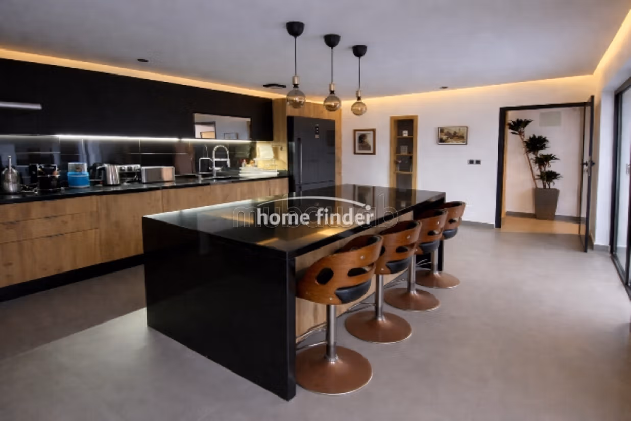 Bureau à vendre sur Anfa 193 m²