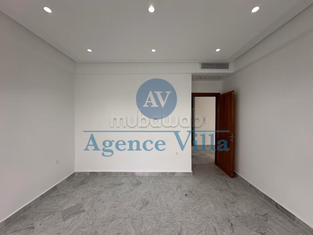 Duplex a Marsa S5 con piscina