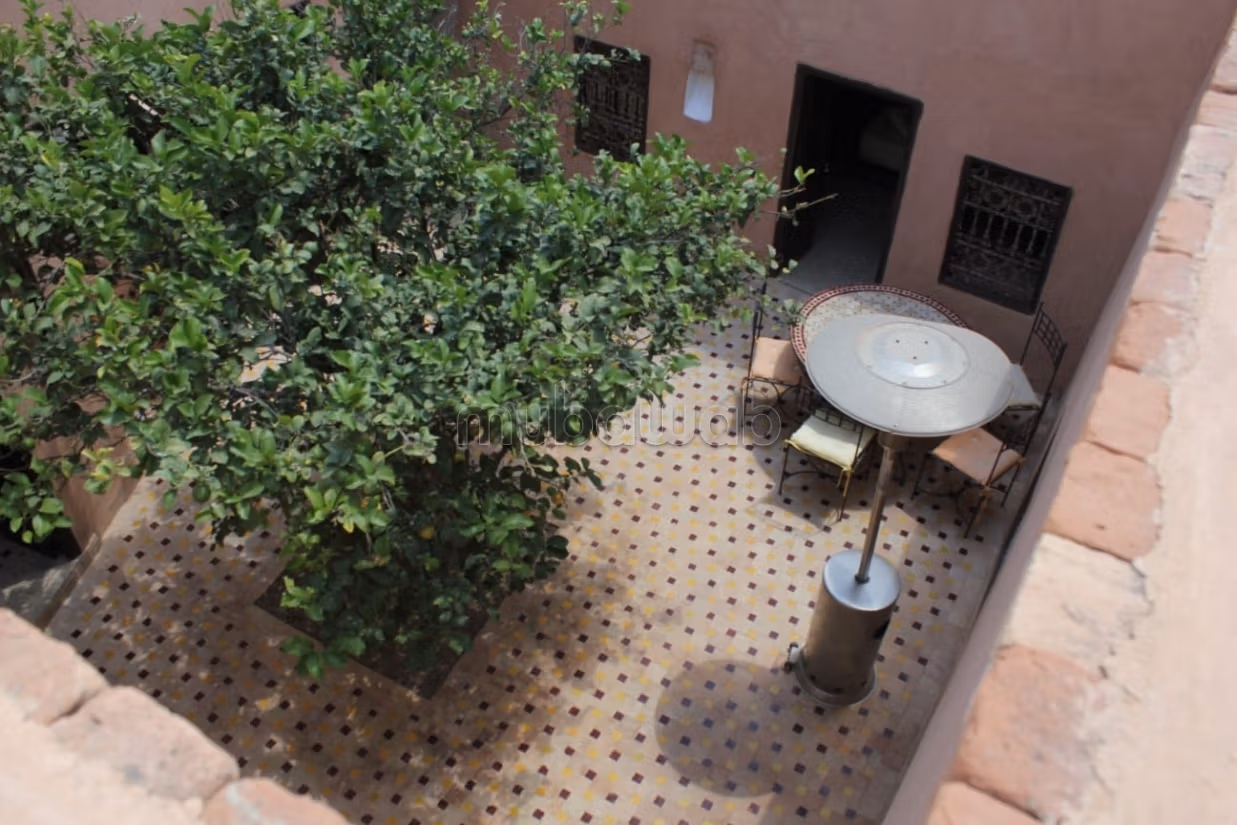 Superbe riad en zone agricole