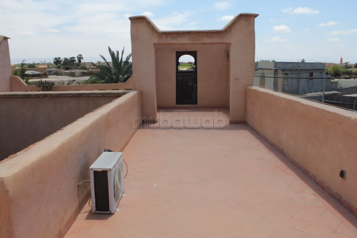 Superbe riad en zone agricole