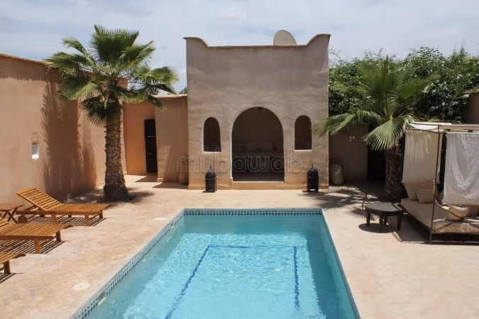 Superbe riad en zone agricole