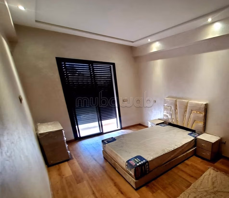 Appartement non meublé 1er étage – résidence sécurisée avec ascenseur et parking CFC / Bd Abtal