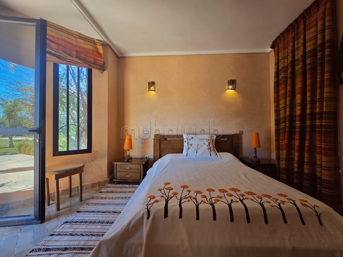 Villa 4 suites longue durée sur 1ha à 15min centre — 4