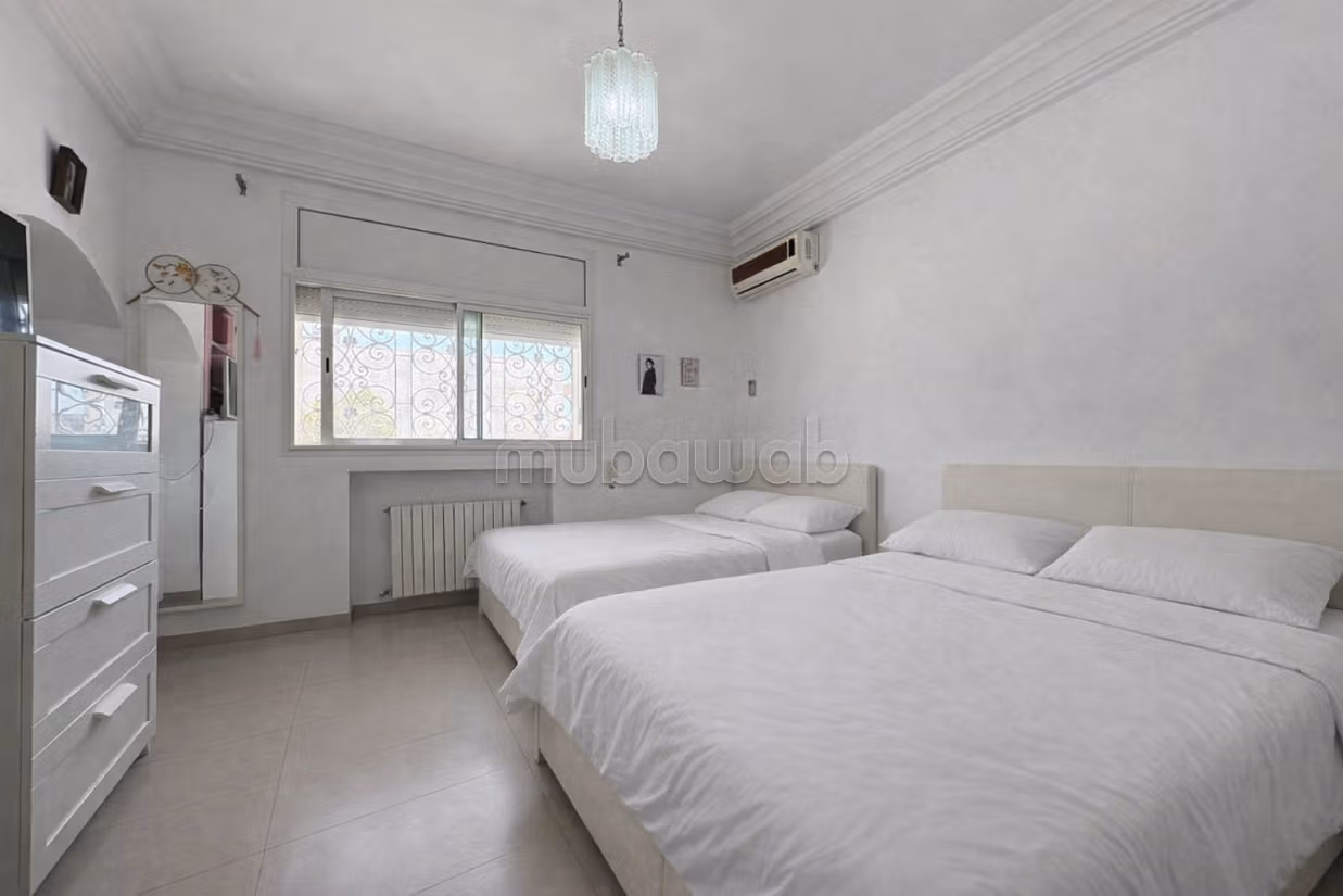 Una Villa a La Soukra in Vendita