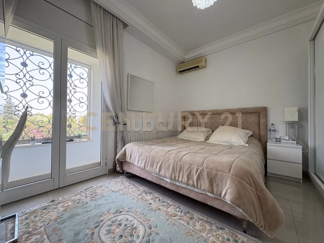 Una Villa a La Soukra in Vendita