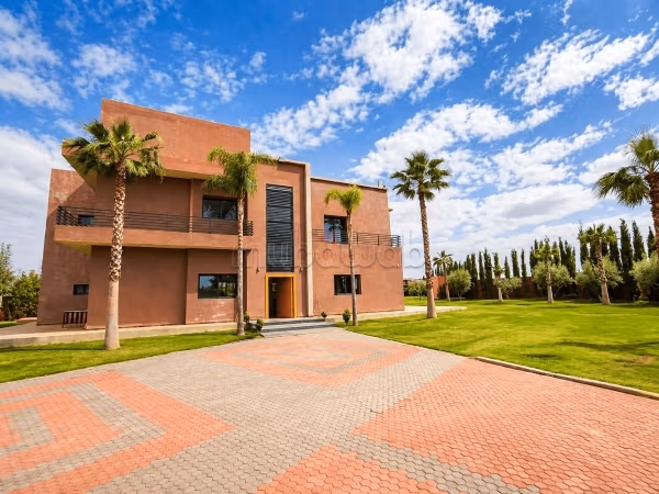 Villa for sale on the route to Ourika