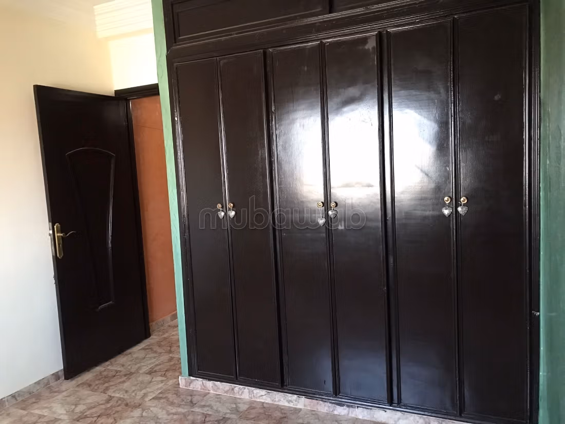 Large apartment 140m² 5 rooms parking