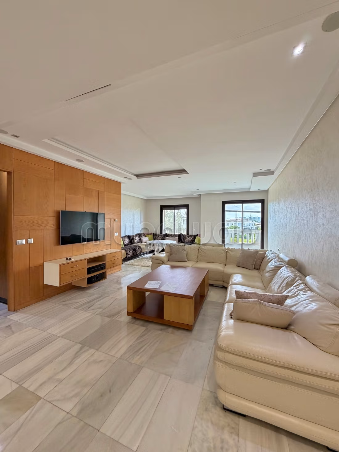 À vendre – Appartement traversant à Ville Verte Bouskoura dans une résidence avec piscines — 2