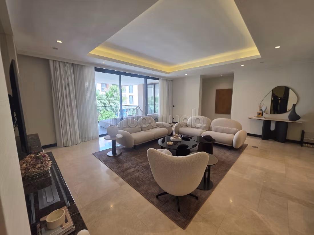 Appartement à louer à Hivernage. 
3 pièces. 
Meublé — 5