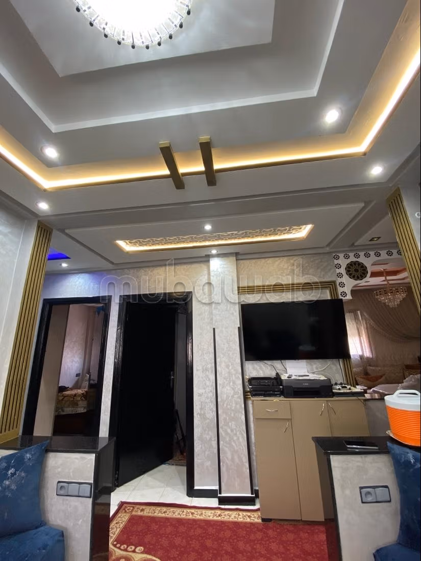 Vend appartement à Oulfa. 3 chambres agréables. Meublé — 3