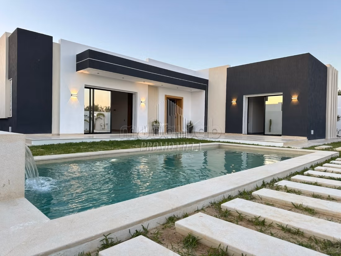 A charming single-storey villa with a pool
