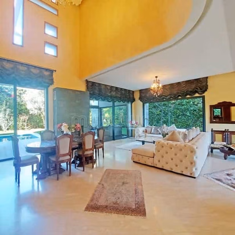 Villa à Vendre de 570.0 m² à Bouskoura,
Bouskoura