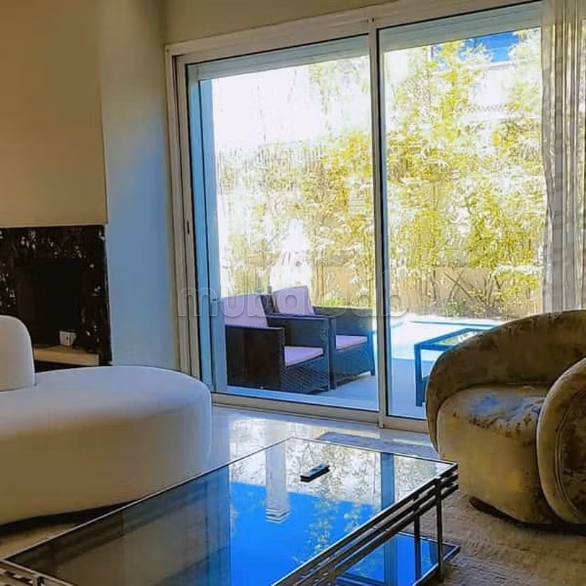 Villa à Louer de 250.0 m² à Dar Bouazza, Tamaris1