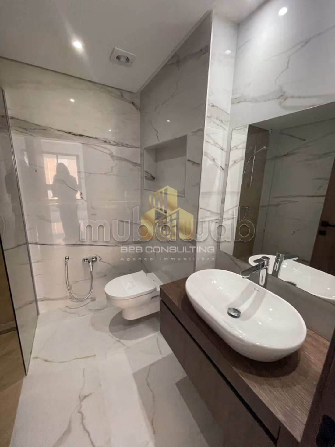 Vente un appartement s3 au jardin de Carthage