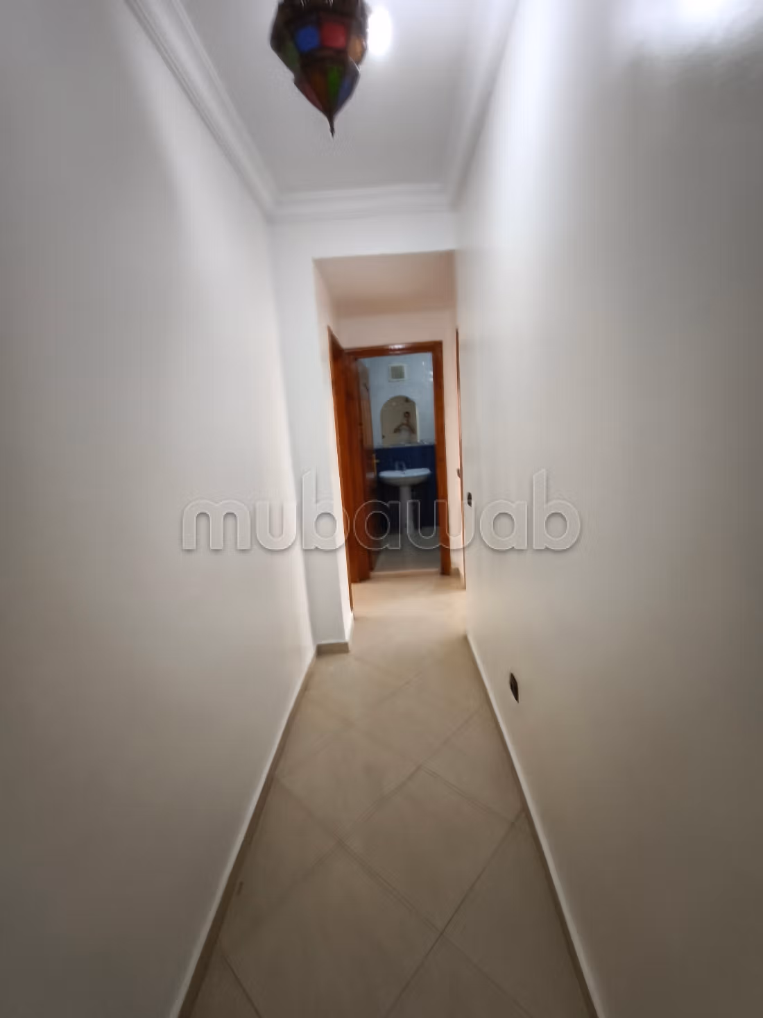 Appartamento in vendita. 2 camere. Posto auto e terrazzo