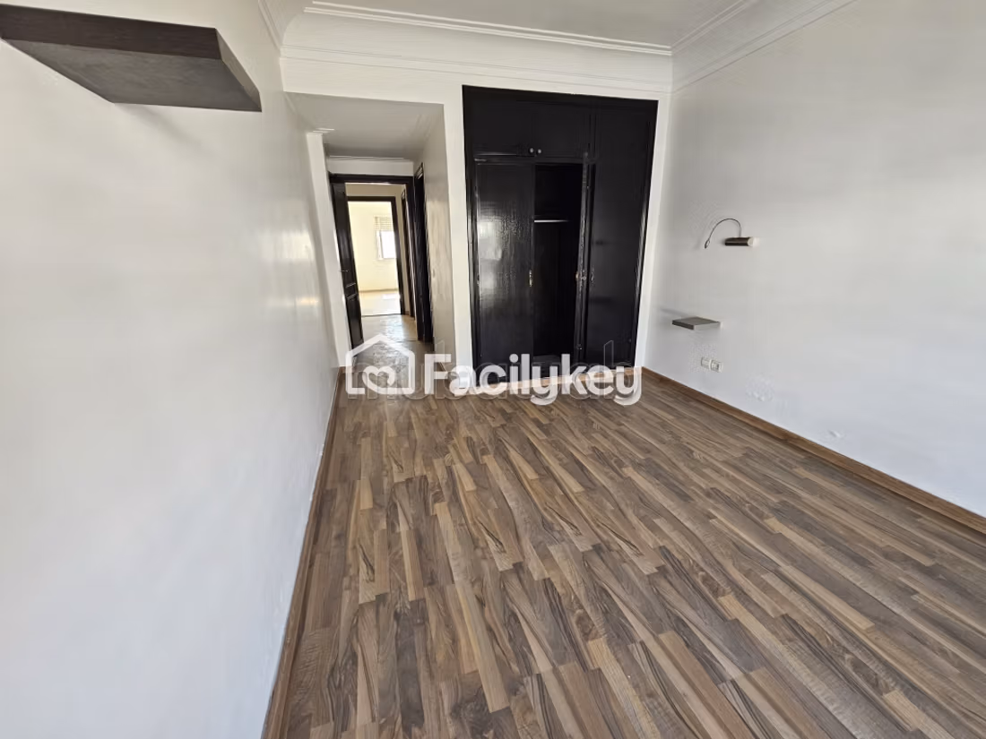 Appartement 177 m² à Les Hôpitaux — 15