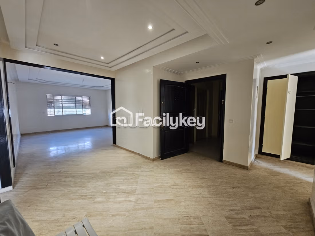 Appartement 177 m² à Les Hôpitaux — 8