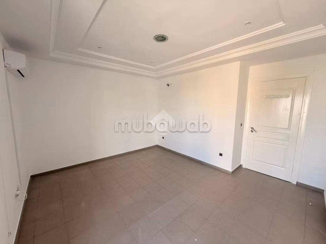 Piano di villa in affitto
